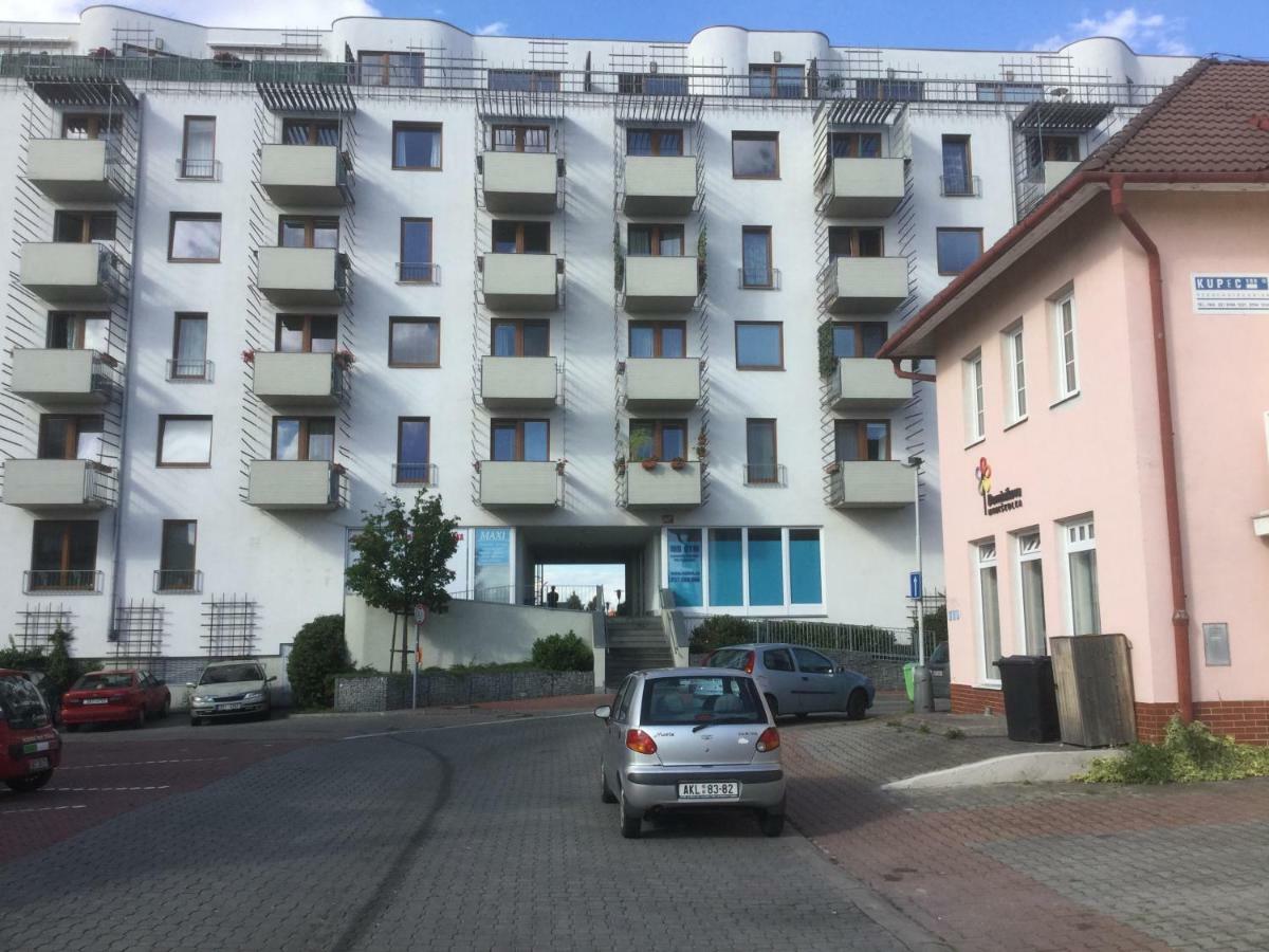 Apartamento Sunny Two-story Kyje
